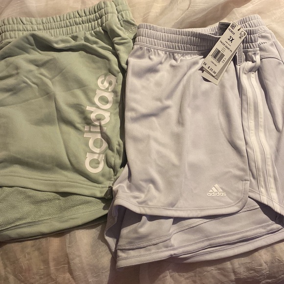 3x Women’s Adidas Shorts NEW Women Aeroready - Picture 4 of 4